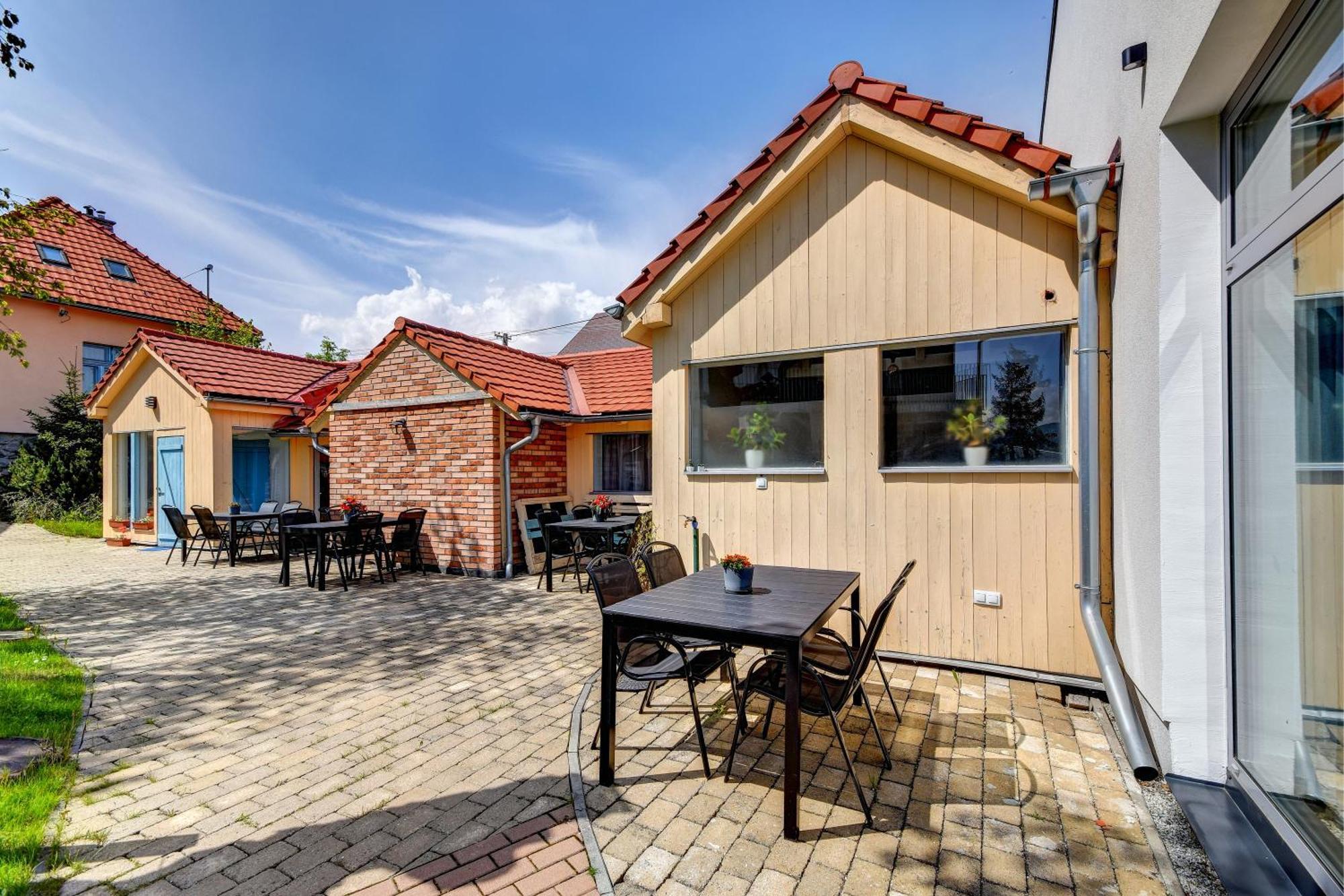Apartments Ceresnovy Sad & Wellness Vysoke Tatry Ngoại thất bức ảnh