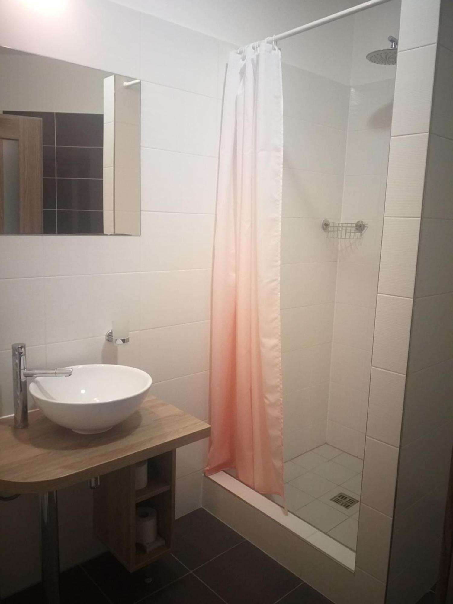 Apartments Ceresnovy Sad & Wellness Vysoke Tatry Ngoại thất bức ảnh